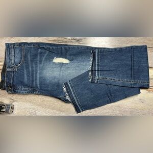 Woman’s Buffalo “serenade”Skinny Jeans, 14/34 Lightly Used Capri 27” Inseam